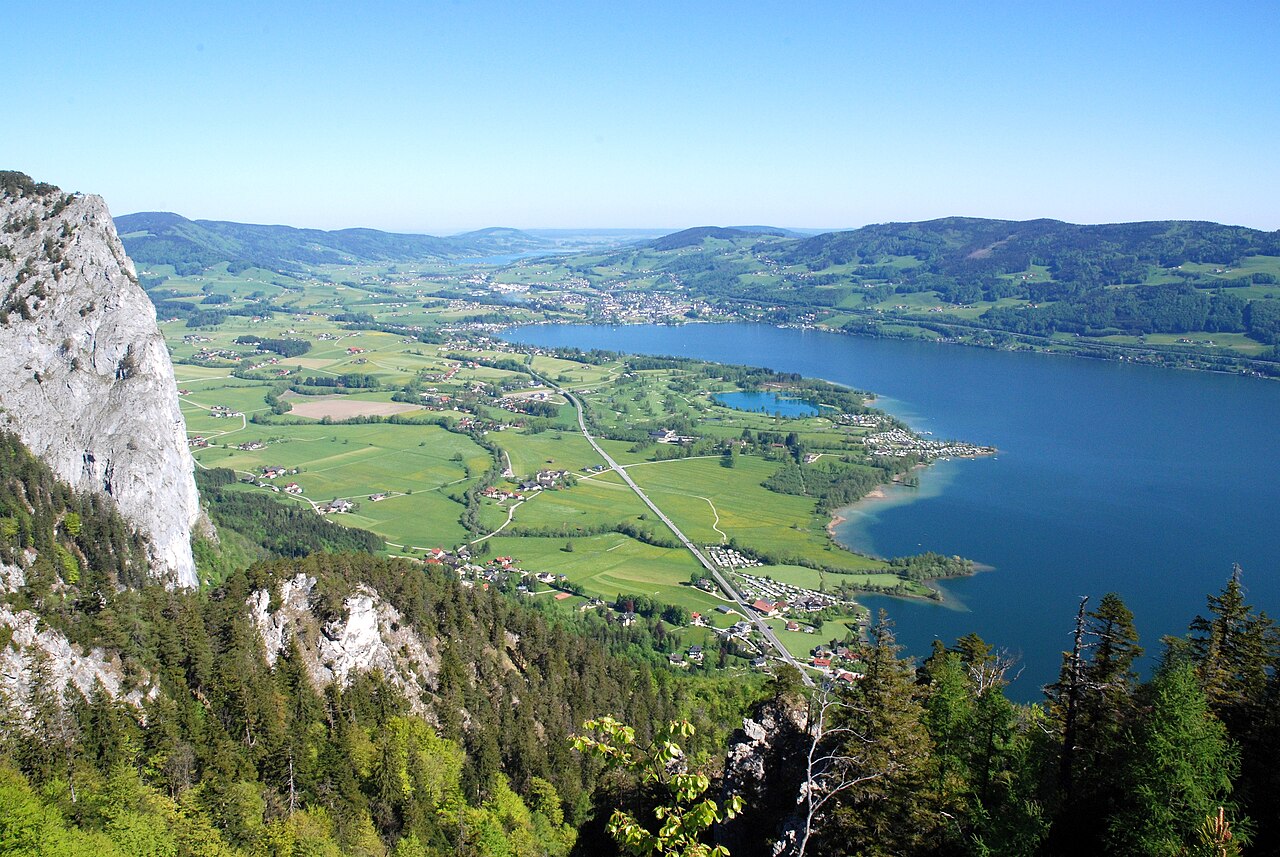 Blick vom Almkogel auf den Mondsee